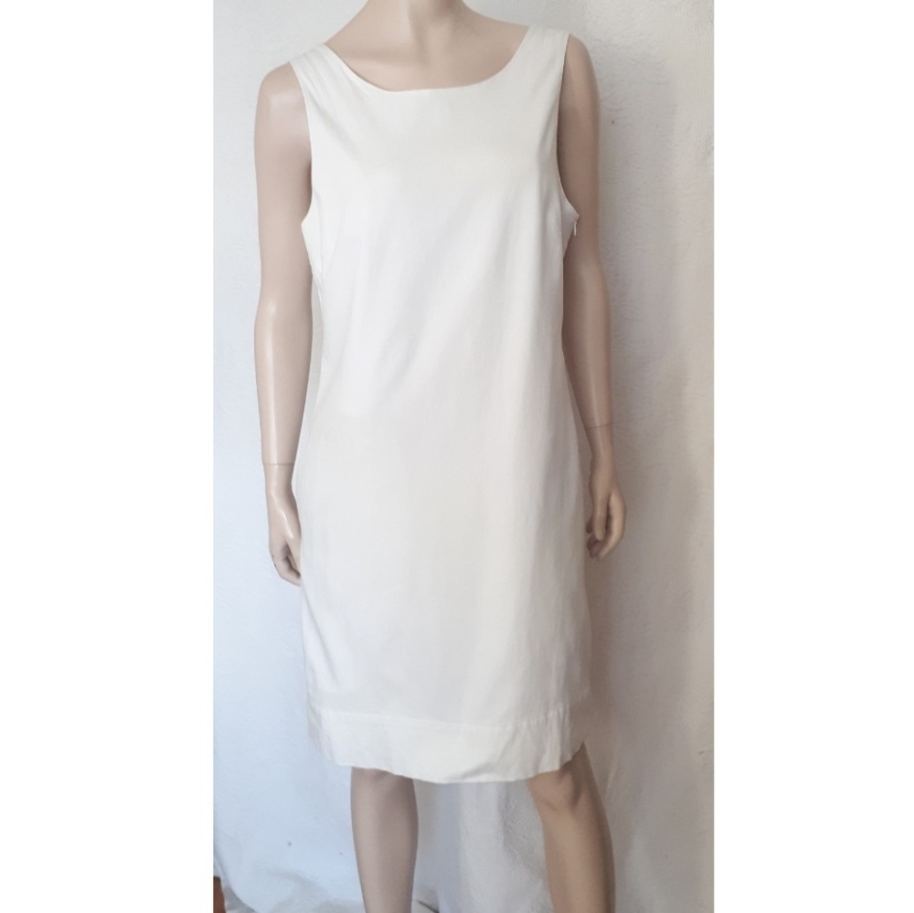 Cassis | Shift Dress with Pockets - Picture 4 of 10